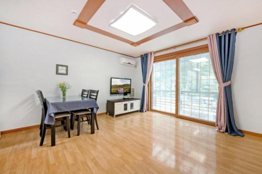 Eoullim Pension - Moonlight Yard Pyeongchang Ngoại thất bức ảnh